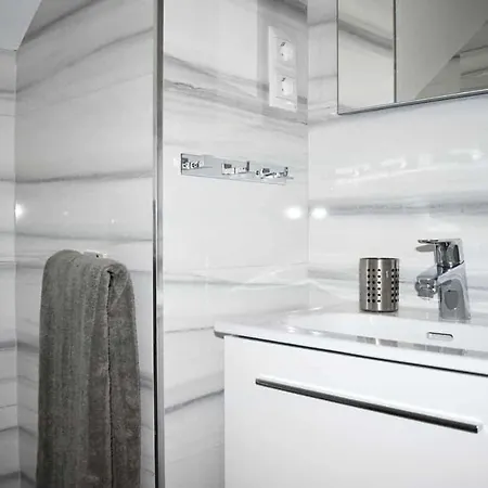 New Townhouse In The Heart Of With Jacuzzi Σπίτι διακοπών Nerja