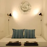 New Townhouse In The Heart Of With Jacuzzi * Nerja