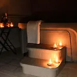 New Townhouse In The Heart Of With Jacuzzi
