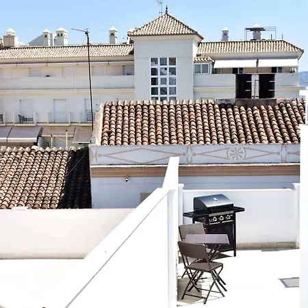 Holiday home New Townhouse In The Heart Of With Jacuzzi *
