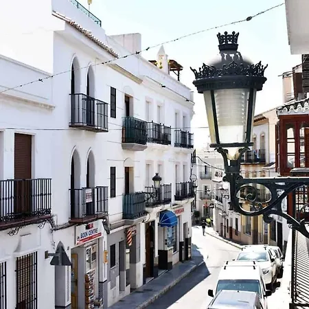 New Townhouse In The Heart Of With Jacuzzi Nerja