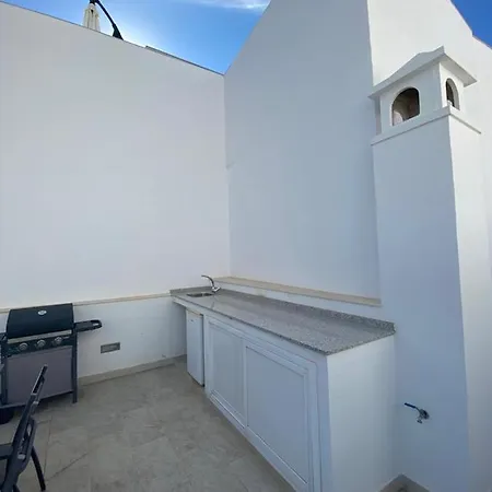 New Townhouse In The Heart Of With Jacuzzi Holiday home Nerja
