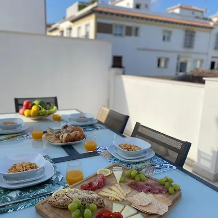 New Townhouse In The Heart Of With Jacuzzi Σπίτι διακοπών *