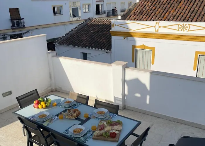 New Townhouse In The Heart Of With Jacuzzi Hébergement de vacances *