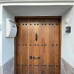 Holiday home New Townhouse In The Heart Of With Jacuzzi *