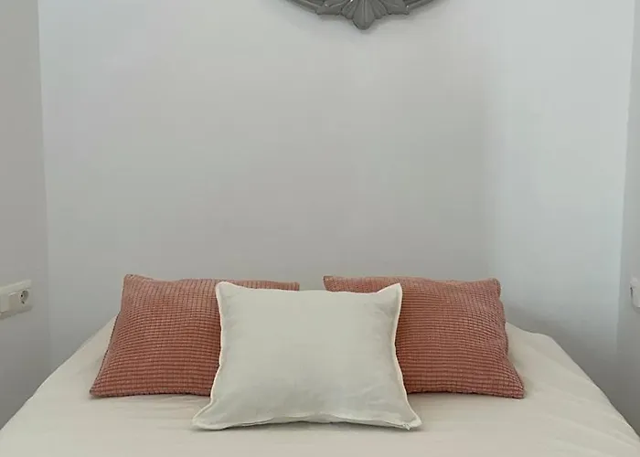 New Townhouse In The Heart Of With Jacuzzi *