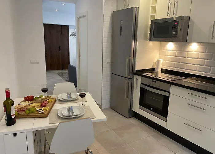 New Townhouse In The Heart Of With Jacuzzi Dom wakacyjny Nerja